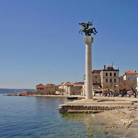In Kastel Novi With Terrace, Air Conditioning, Wifi, Washing Machine 5104-2 Apartamento Kaštela