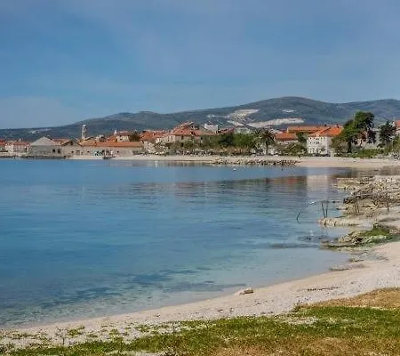 In Kastel Novi With Terrace, Air Conditioning, Wifi, Washing Machine 5104-2 * Kaštela